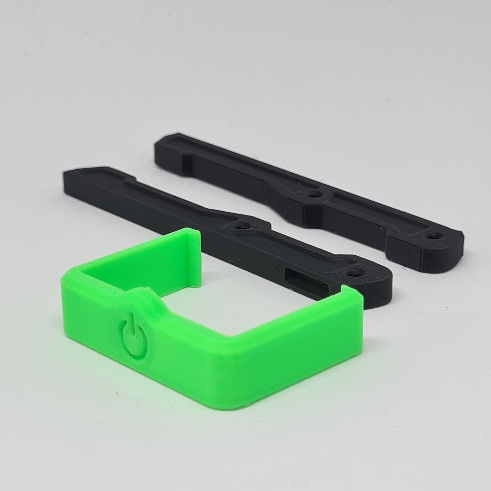 Carbon black ATTs bite alarm snag ears pair and clip green