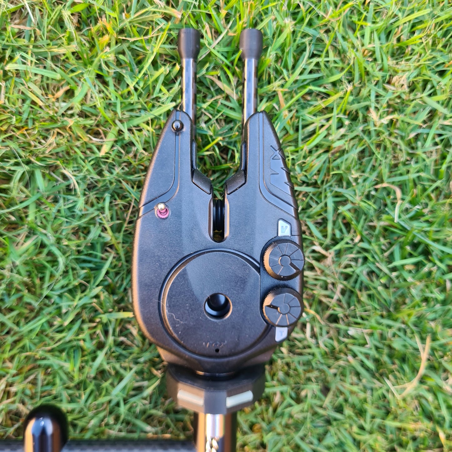 black carbon snag ears for carp fishing on a bite alarm